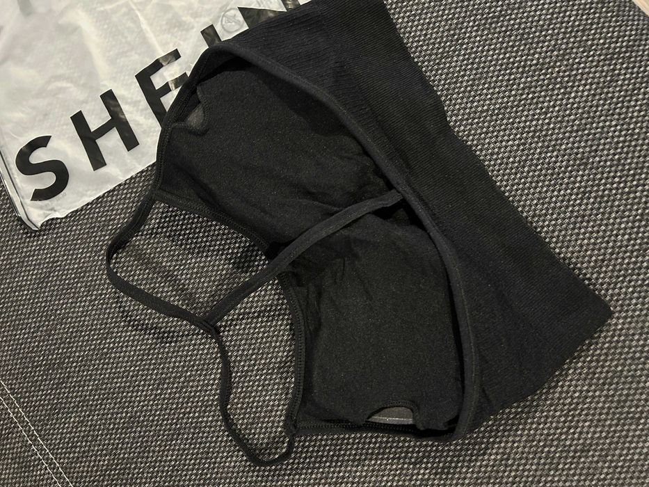 Bustiera/sutien sport/fitness SHEIN Backless, negru, marime S, NOU