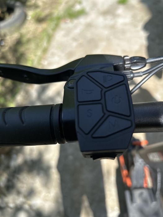 Trotineta electrica mobiX