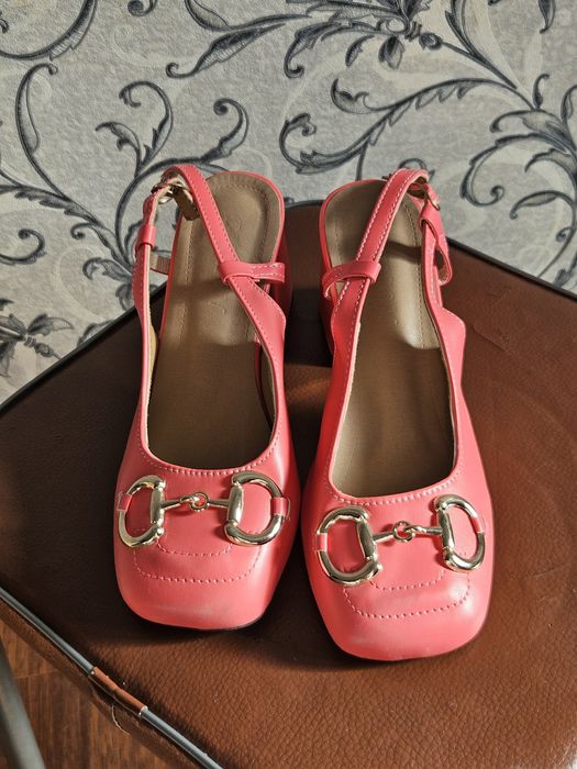 туфли малиновые на той