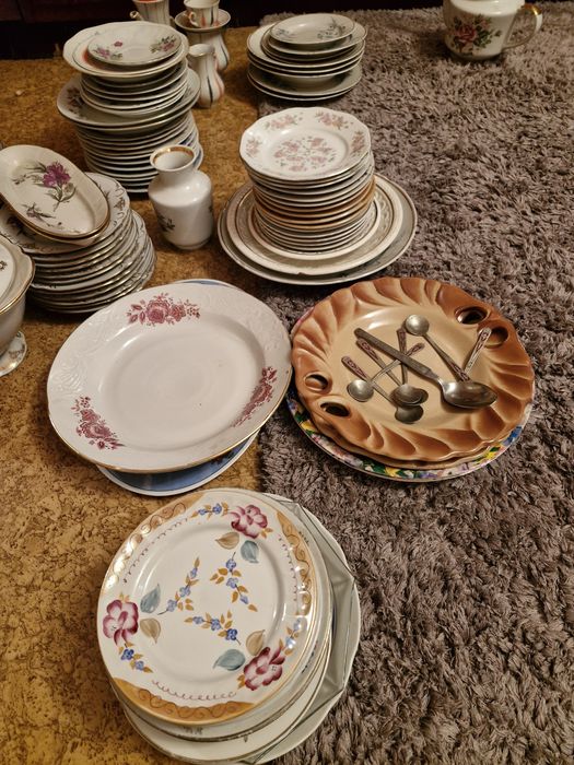 Отдам даром посуду