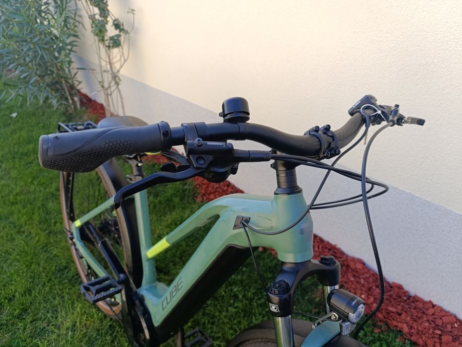 Електрически Велосипед CUBE TOURING ON1  S/28