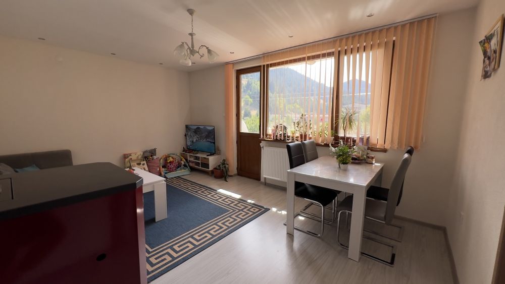 Продава се Етаж от къща в Чепеларе - 101 кв.м за 1090 €/кв.м - Снимка #4