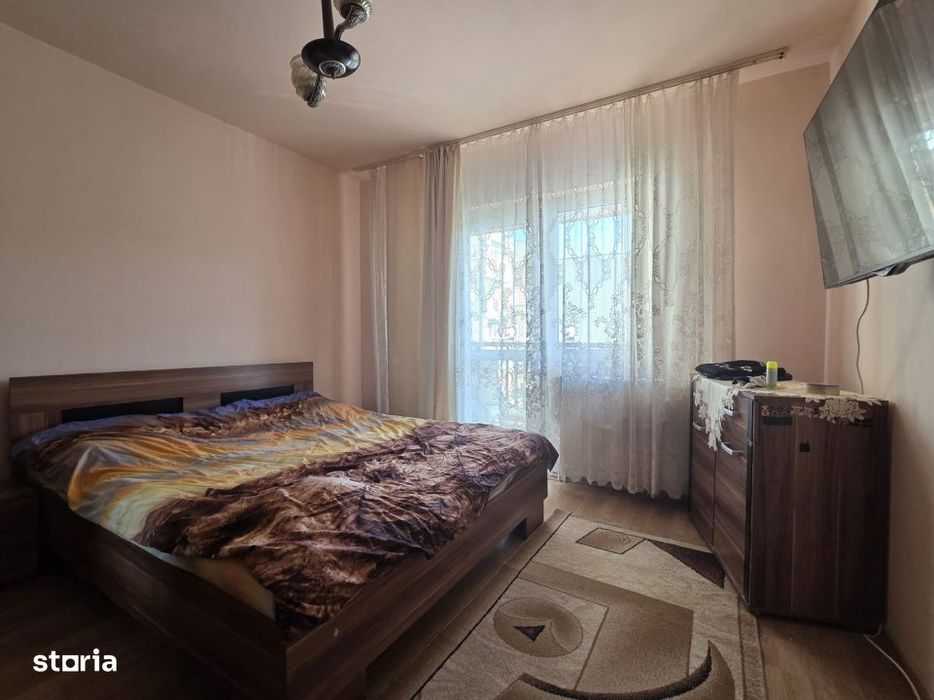 Apartament 4 camere | Decomandat | 82mp | Etaj 2 | Zona BRD Marasti — fotografia 1