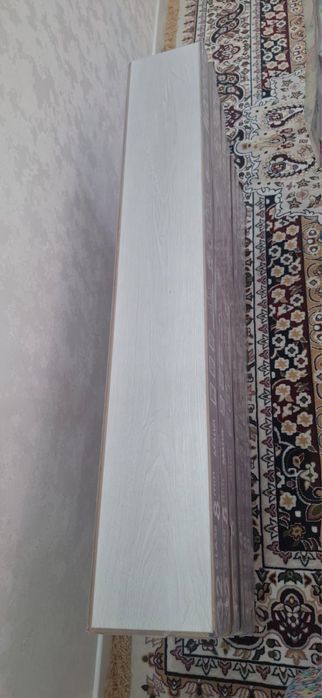 Ламинат сатылады 10упк бар