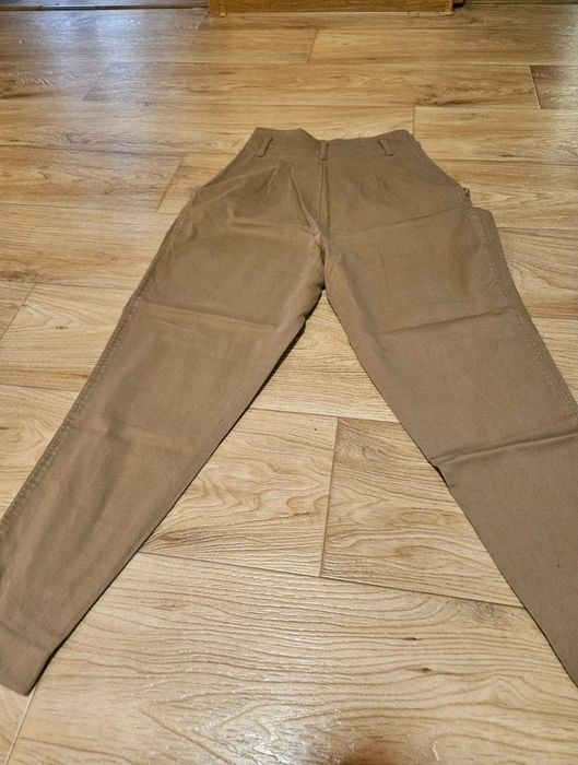 Pantaloni de damă H&M