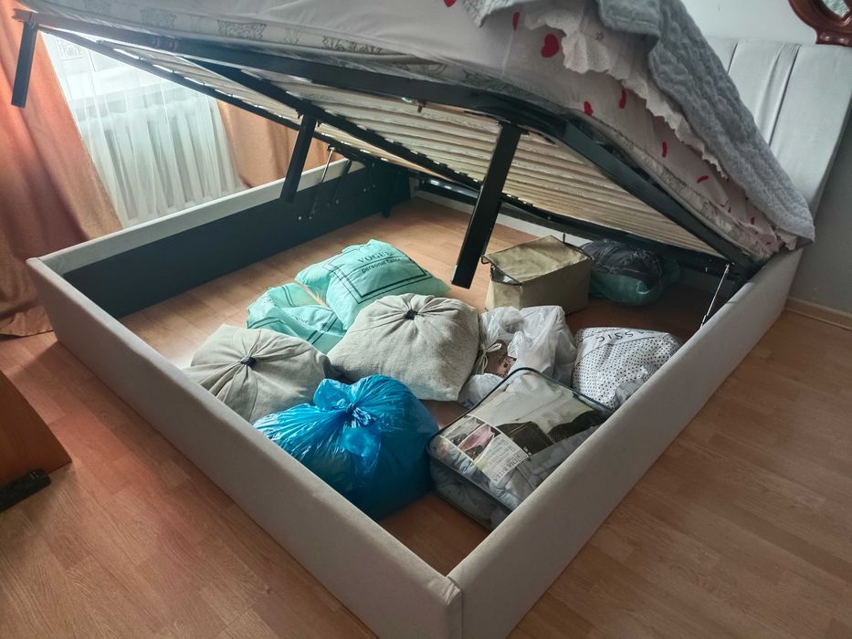 Продам кровать 200х200