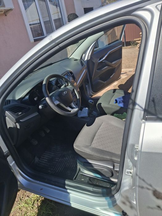 Лада VESTA 2017 года