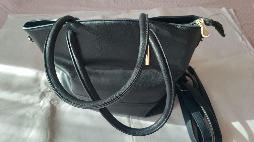 Geantă de umar din piele ecologica