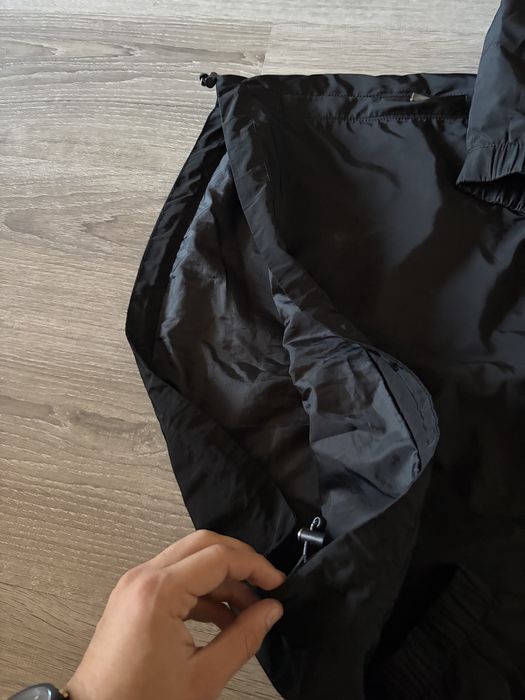 Мъжко яке ветровка ARMANI EXCHANGE S (xs) размер 55€