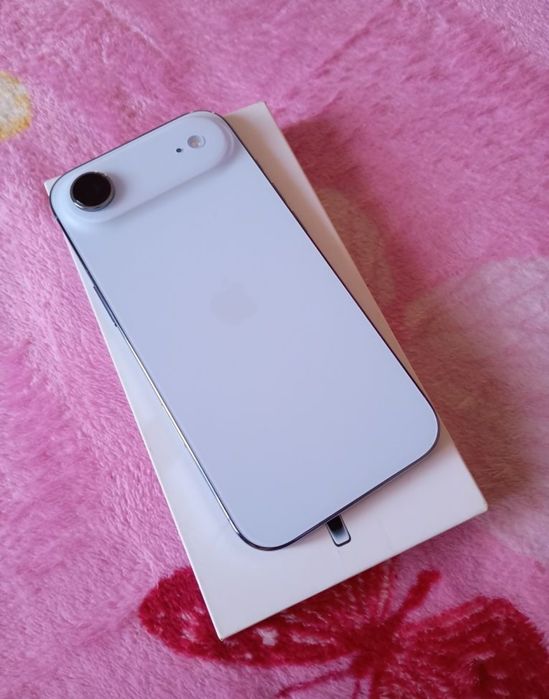 De vânzare iPhone