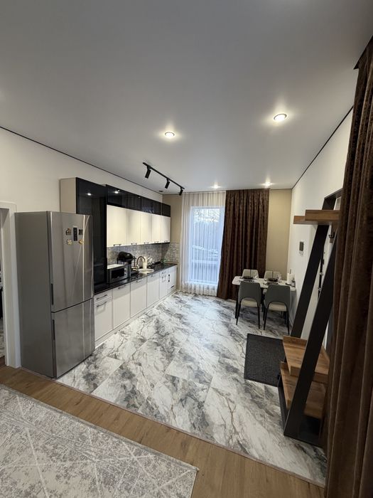 Сдам посуточно дом-кваритиру