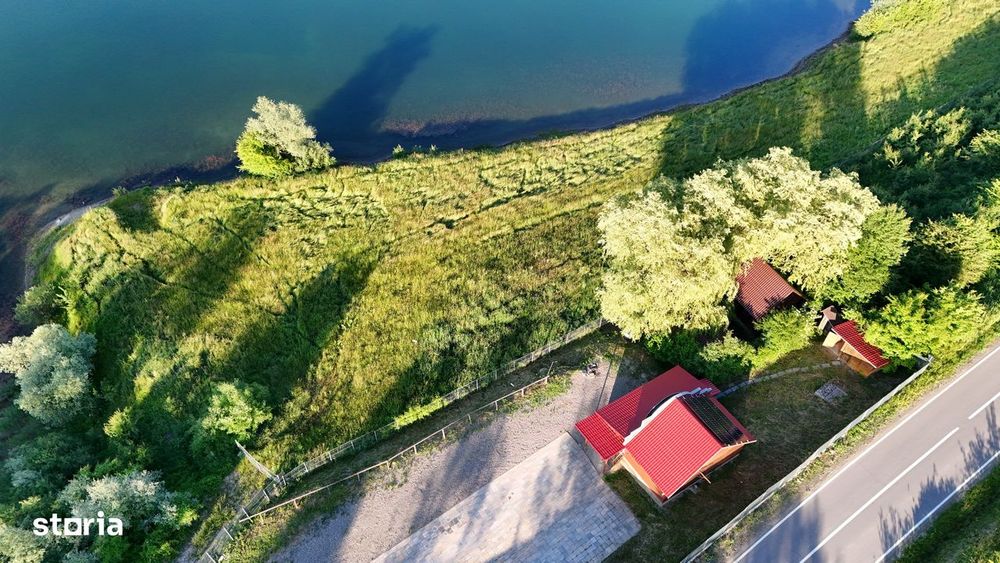Teren unic de 5.000 m², chiar pe malul lacului Bezid