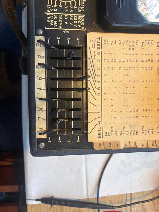 Catometru / Tube Tester TRIPLET 1183-SC – model militar (USA)
