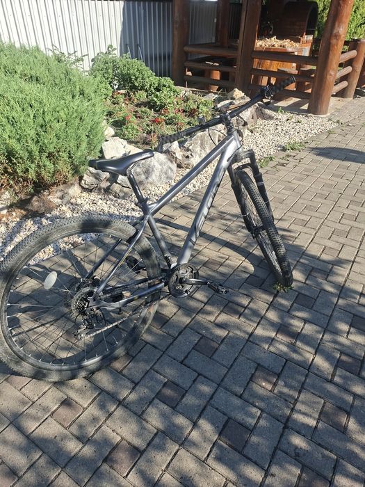Bicicleta MTB 21 viteze cu suspensie