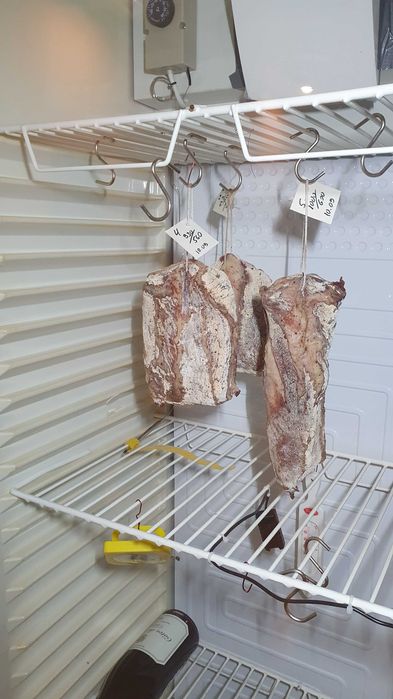 Сушилня за мезета - лукални, суджуци, пастарми, салам