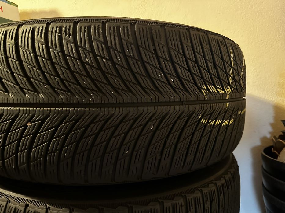 Anvelope iarna Michelin  315/40/21 - spate si 275/45/21 - fata