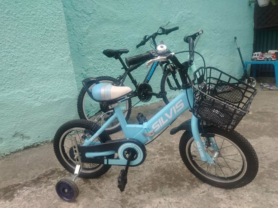 2 biciclete si o trotineta