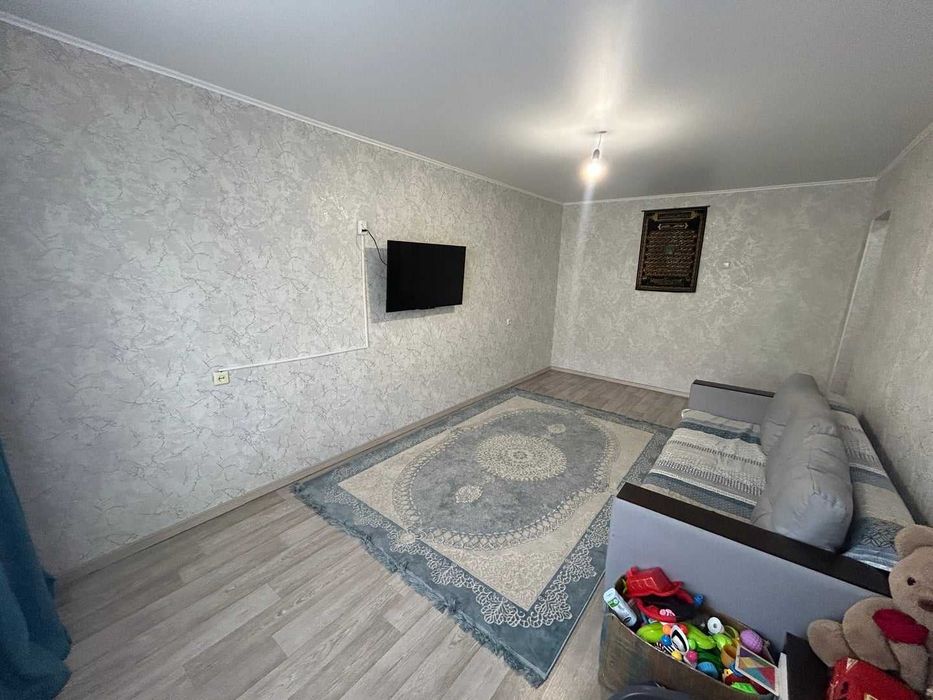 Продам 2 комнатную квартиру