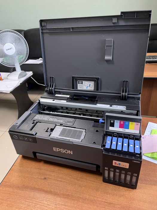 Цветной принтер Epson L8050