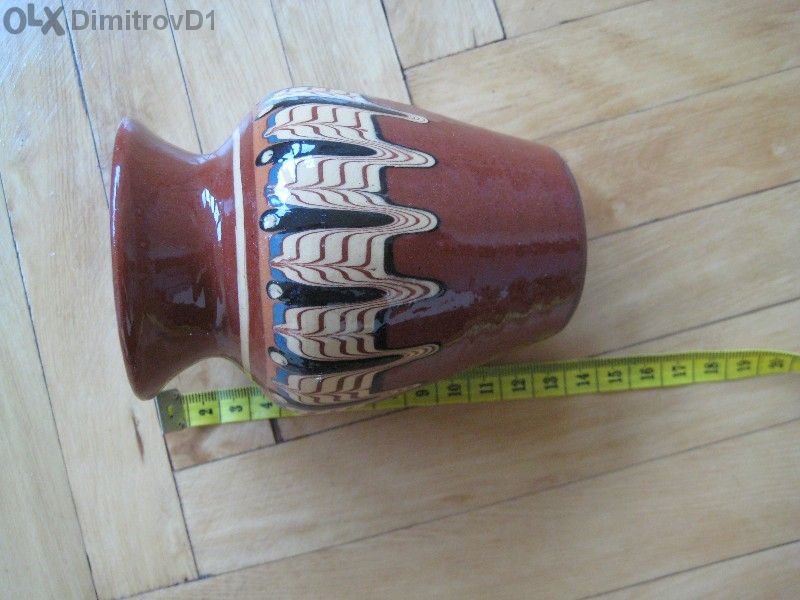 Пепелник и ваза ретро(битов) стил