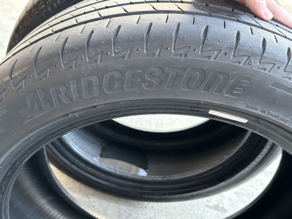 Шины camry. Brigestone
