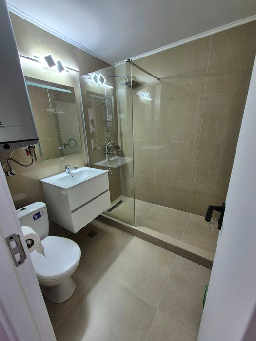 Proprietar inchiriez apartament renovat 2026 - 3 camere rond Piata Alba Iulia stradal