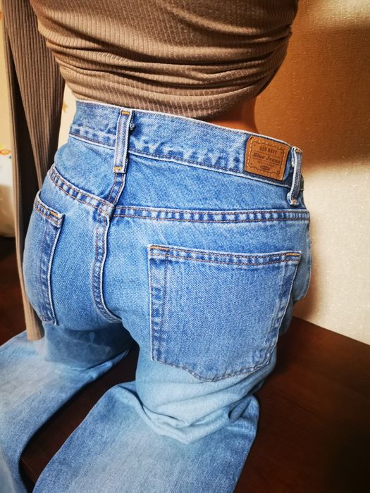 Blugi Old Navy. Evazati