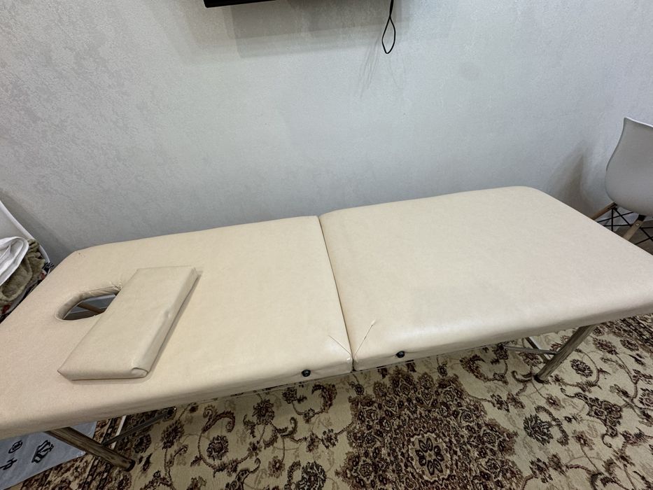 Кушетка новая.