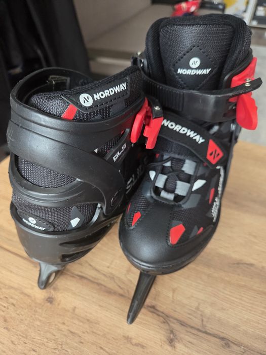 Продам коньки детские