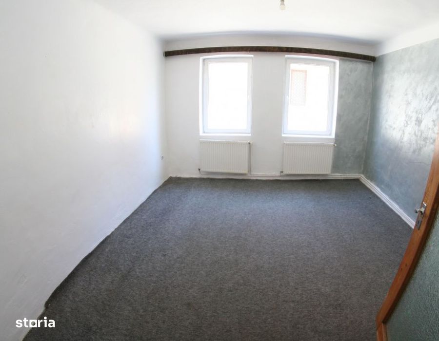 Casa mansardabila in zona Dealul Cetatii - Colina Universitatii