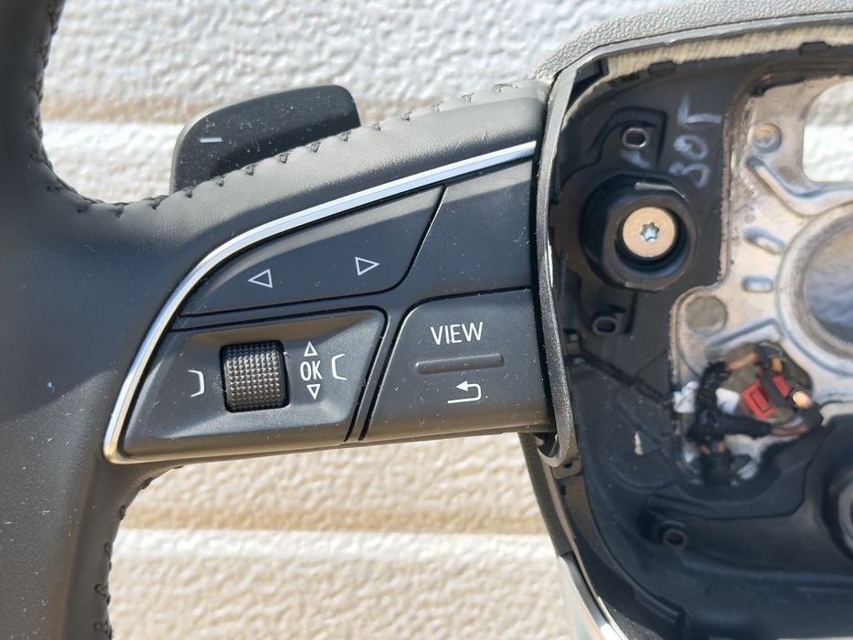 Волан AUDI A4 B9 Q7 4M 4M0419091N