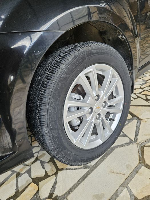Nexia 3 qara svet mexanika metan bar