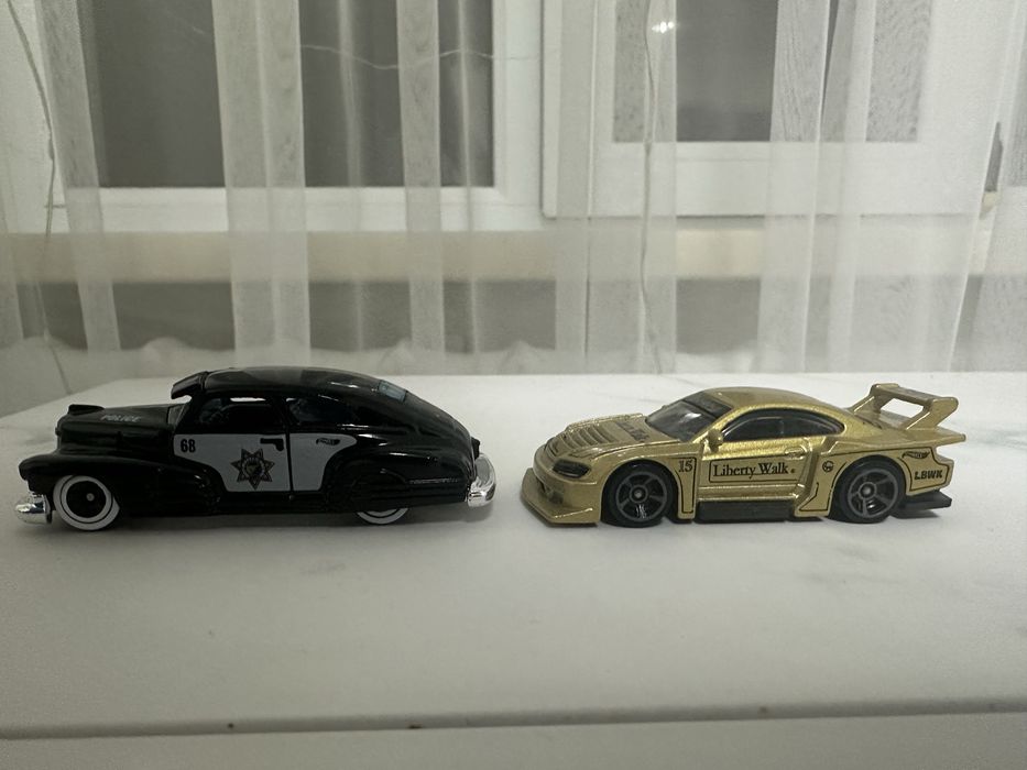 Машинки хот вилс