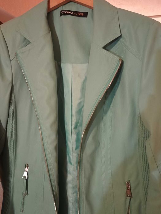 Пролетно яке/сако цвят мента