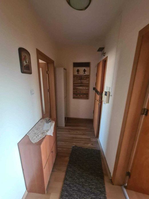 Дава се под наем Двустаен апартамент в Бургас, Център - 50 кв.м за 204 € - Снимка #5