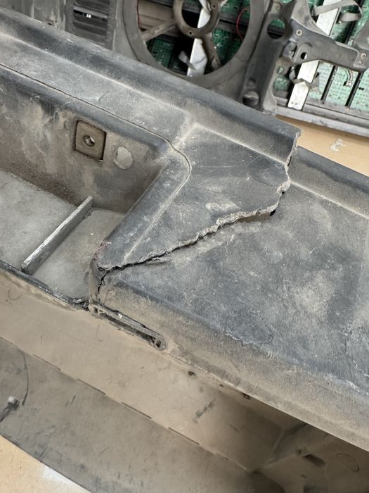 Телевизор Volkswagen Vento/golf