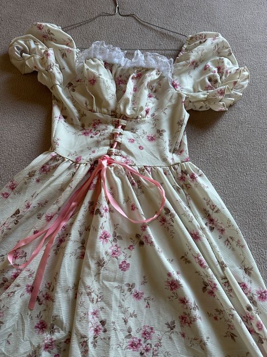 Лятна рокля с корсет