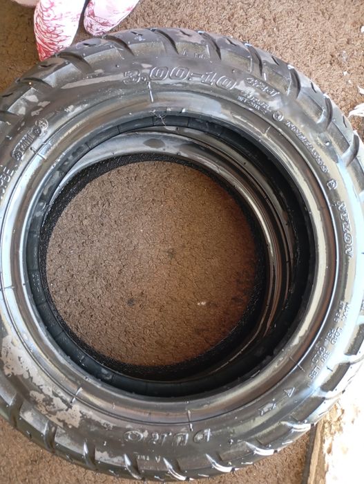 Продам оригинальные Шыны