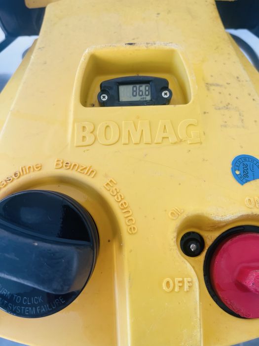 Bomag BT 60 mai compactor cangur batut pamant
