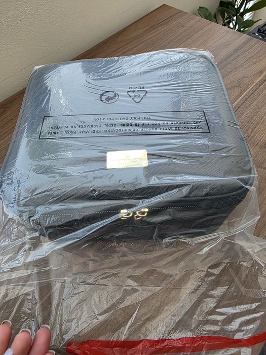 Куфарче за грим Peterson