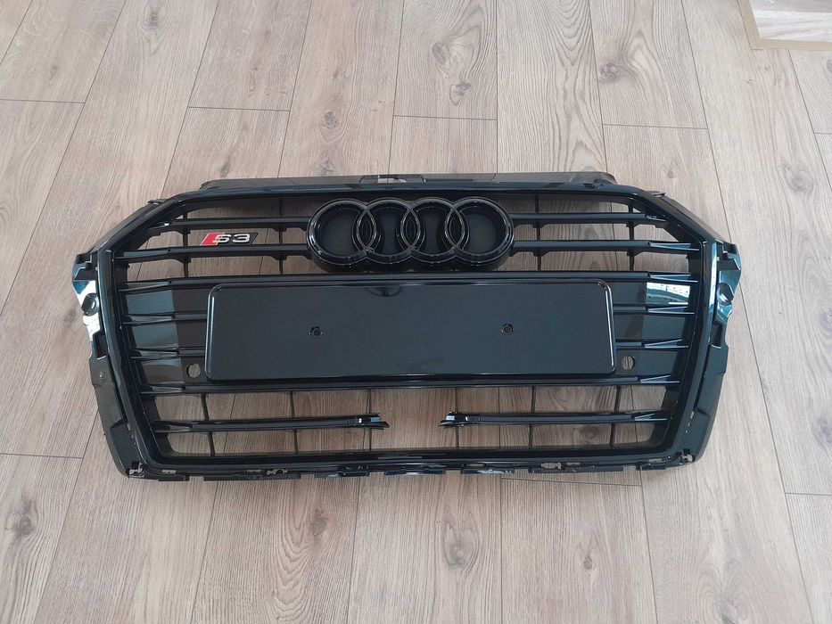 Grila bara fata audi A3 S3 fabricatie 2015 _ 2018 blak