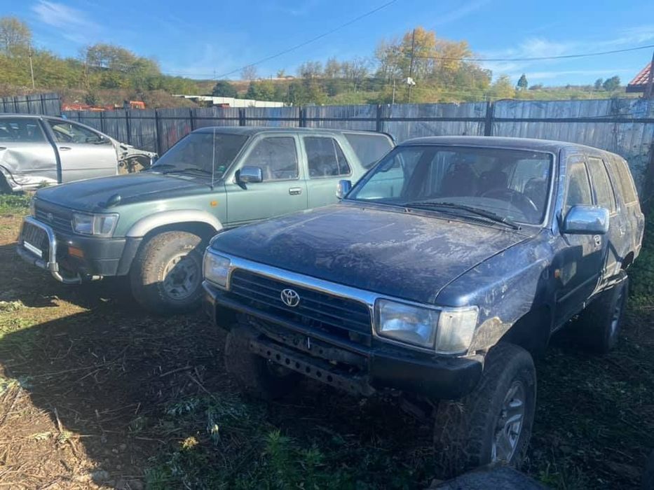 dezmembram toyota 4 runner sau hilux motor 2.4 turbo diesel an 1992
