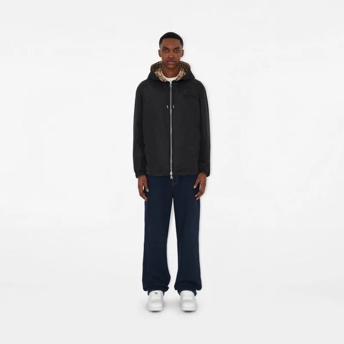 Двулицево яке Burberry L/XL