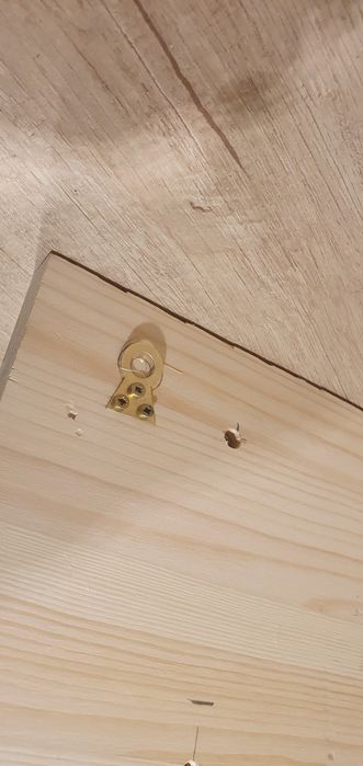 Закачалка за антре уникат