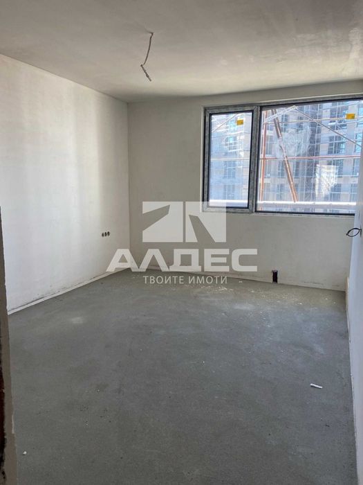 Продава се отличен тристаен ап. в нова сграда в Люлин 5!