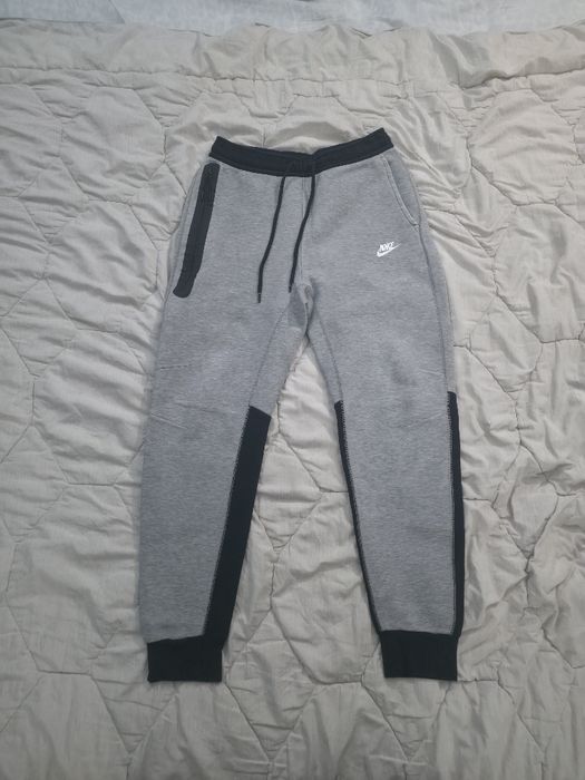 Pantaloni NIKE TECH Gri Marimea L