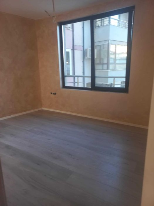 широк център - ново стр-во