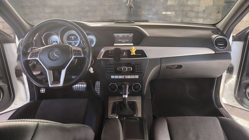Vand Mercedes 250 (220biturbo)