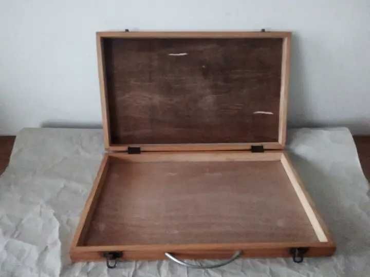 Кутия кейс от пури, празна