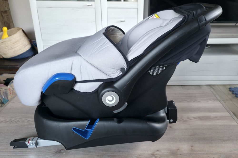 Кошница за кола Avionaut/Tutis Kite + IsoFix база Carlo + адаптери — пълен комплект